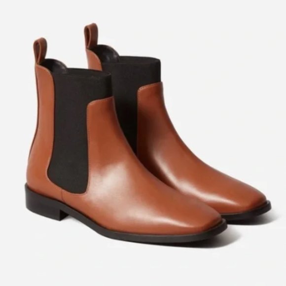 Everlane Shoes - Everlane The Italian Leather Square Toe Chelsea Ankle Boots in Brown sz 10